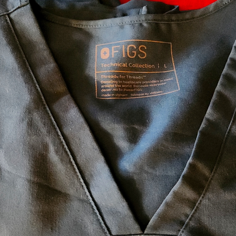Uniform set